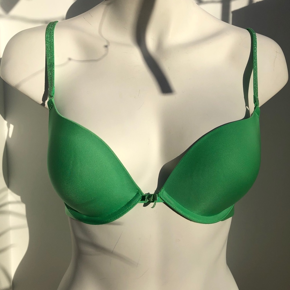 Victoria’s Secret Convertible Push-Up Bra